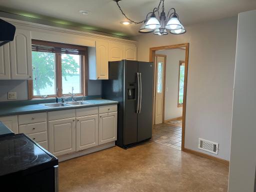 24598 608th Avenue, Litchfield, MN 55355