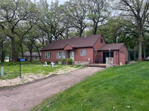 24598 608th Avenue, Litchfield, MN 55355