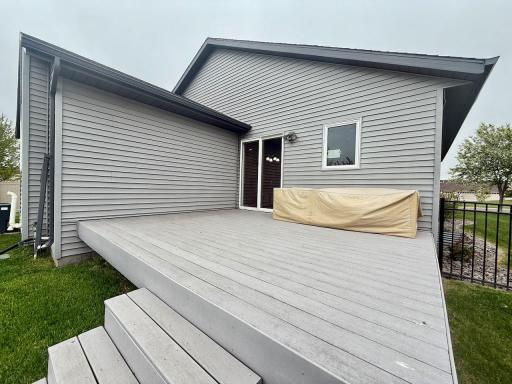 4742 44th Street S, Fargo, ND 58104