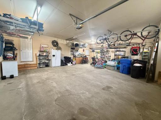 4742 44th Street S, Fargo, ND 58104
