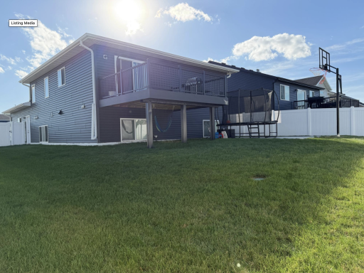 1138 46th Avenue S, Moorhead, MN 56560