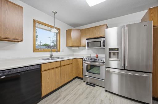 513 N 19 Ave N, Fargo, ND 58102