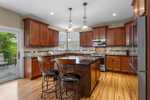 3810 Wilds Ridge NW, Prior Lake, MN 55372