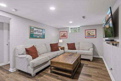 5523 Girard Avenue S, Minneapolis, MN 55419