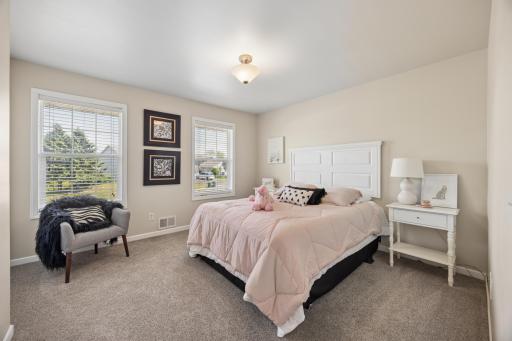 7891 Claiborne Lane, Inver Grove Heights, MN 55076