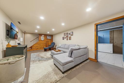 1304 34th Drive NE, Austin, MN 55912