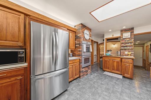 1304 34th Drive NE, Austin, MN 55912