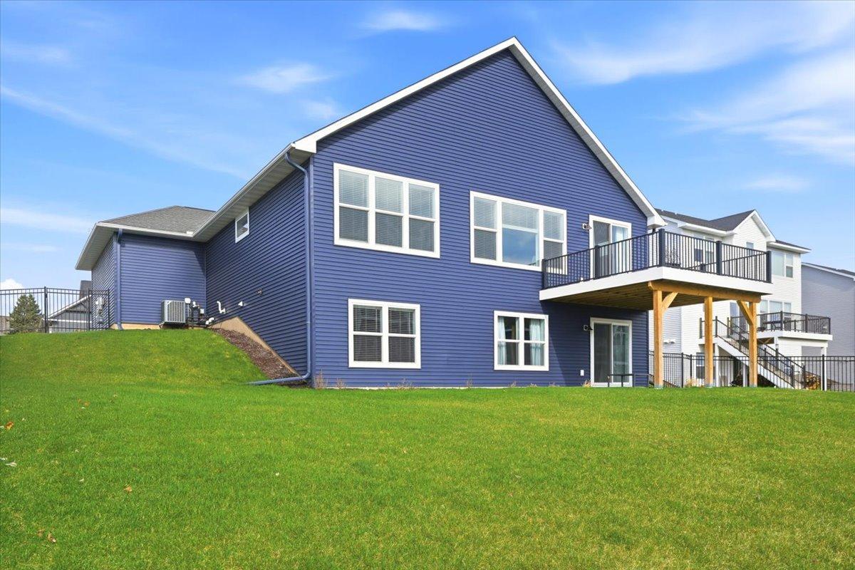 5-Back of Home.jpg