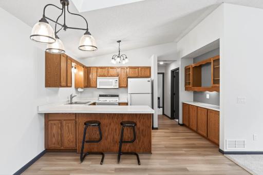 14025 44th Place N, 4, Minneapolis, MN 55446
