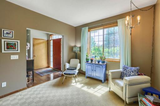 10538 Scott Ave N - Web Quality - 019 - 14 Family Room.jpg
