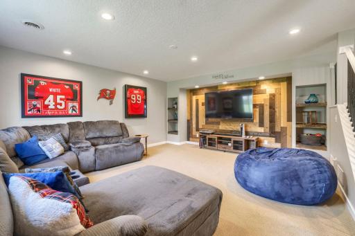 10538 Scott Ave N - Web Quality - 007 - 04 Living Room.jpg