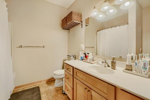 2850 Cedar Ave S #202 - MLS Sized - 018 - 18 Primary Bathroom.jpg