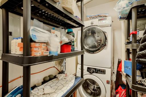 2850 Cedar Ave S #202 - MLS Sized - 020 - 20 Laundry Room.jpg