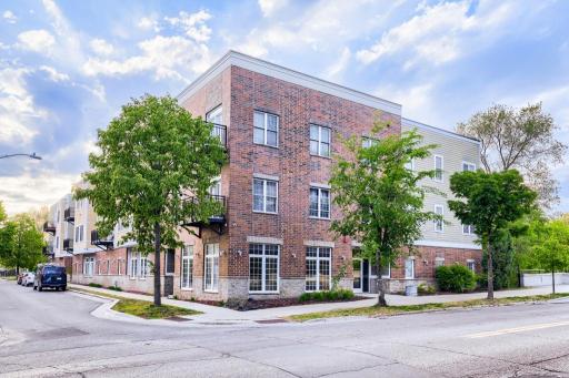2850 Cedar Ave S #202 - MLS Sized - 003 - 03 Exterior Front.jpg