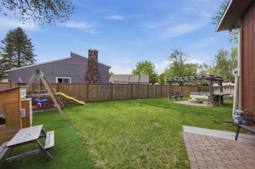 1808 Prairie Lane S, Fargo, ND 58103