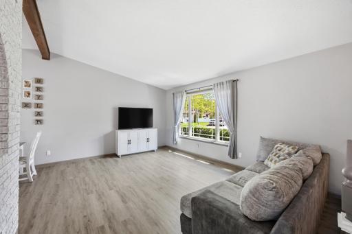 1808 Prairie Lane S, Fargo, ND 58103