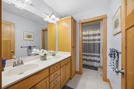 692 Shelerud Drive, Saint Paul, MN 55123