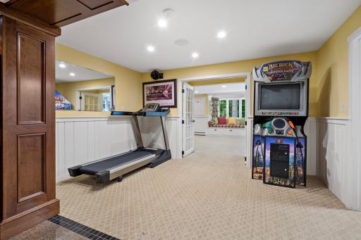 Gaming area off of the bar - Big Buck Hunter stays with the house