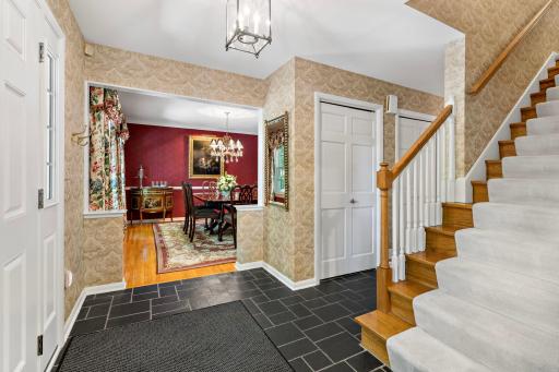 1330 Urbandale Lane N, Plymouth, MN 55447