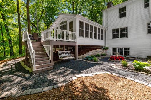 1330 Urbandale Lane N, Plymouth, MN 55447