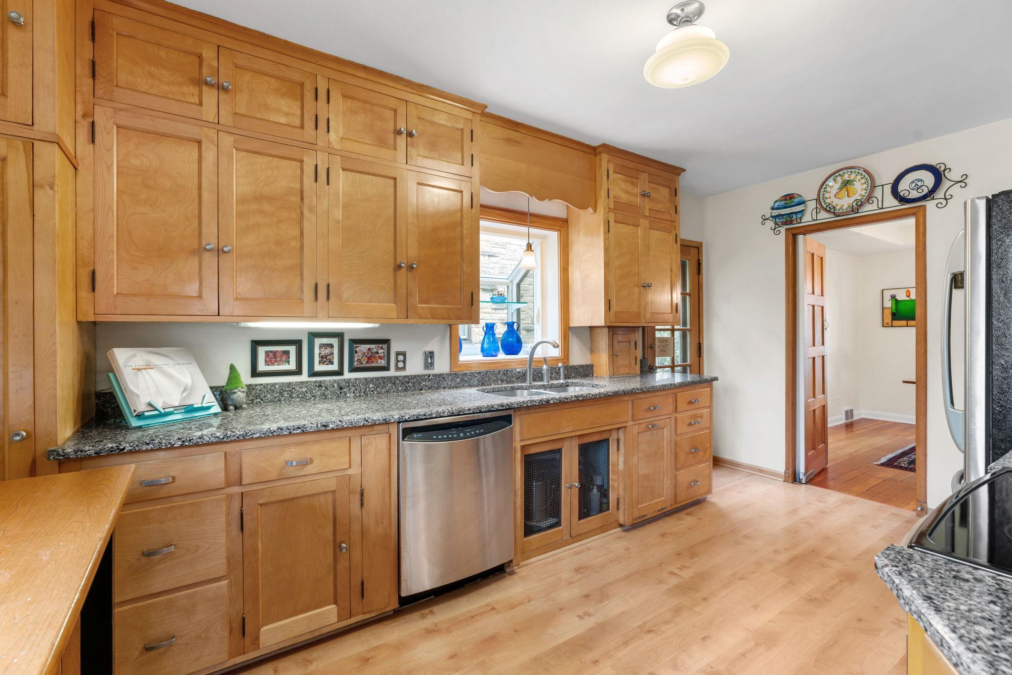 Condition is pristine throughout