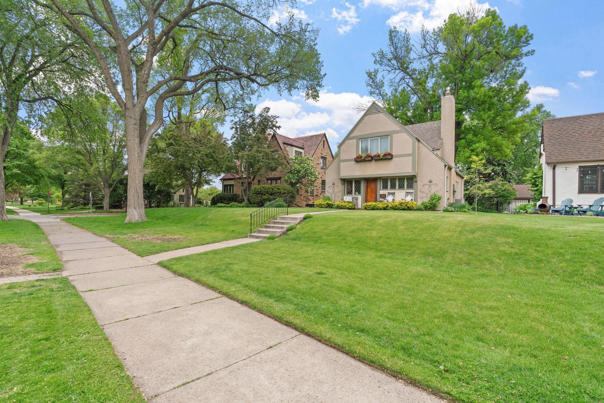 Situated on the scenic St. Anthony Parkway