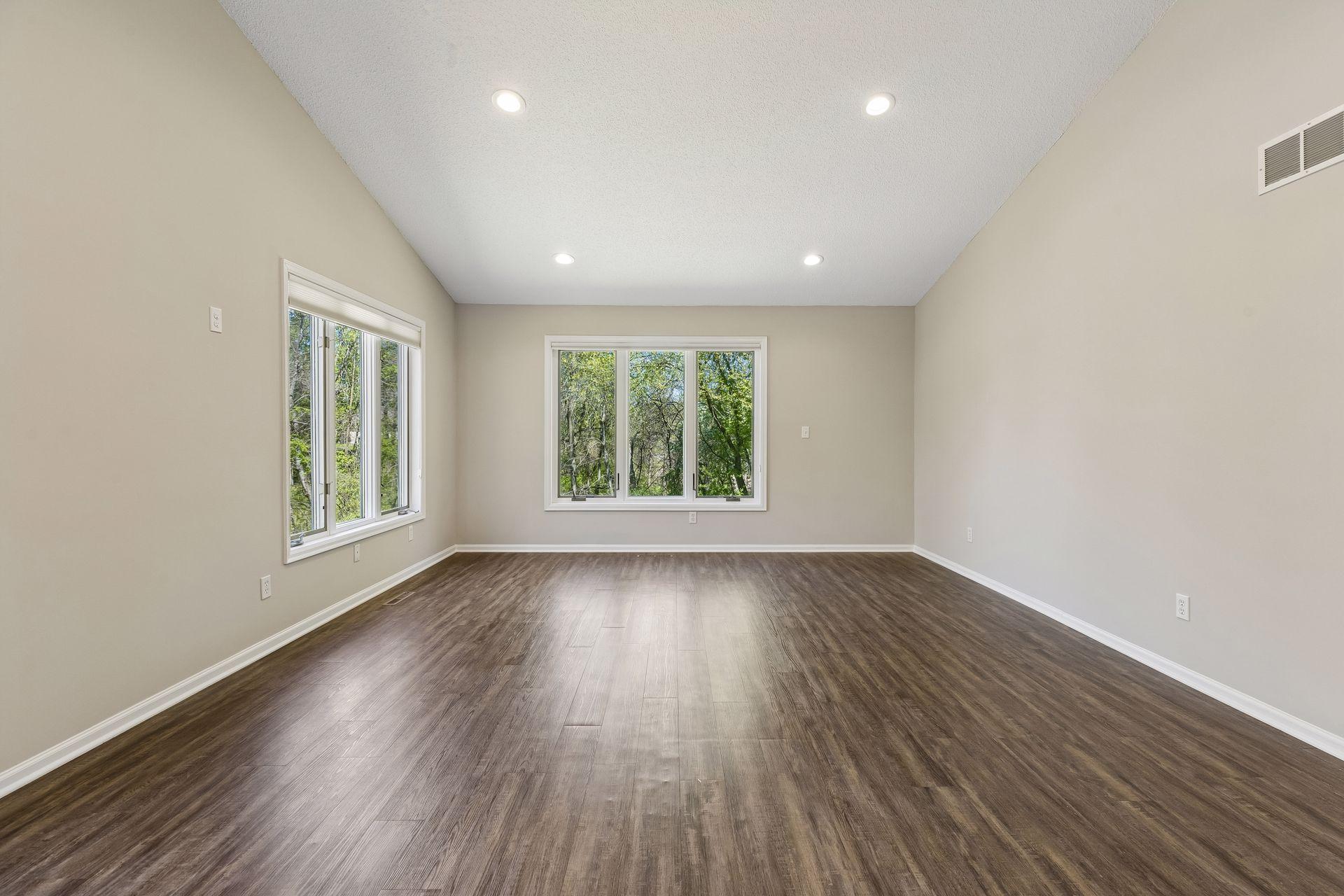 Large windows provides natural light throughout!