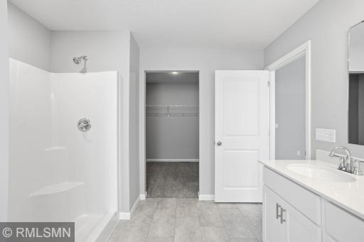 MODEL PHOTOS. PHOTOS OF PREVIOUSLY FINISHED HOME.