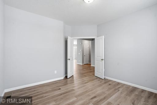 MODEL PHOTOS. PHOTOS OF PREVIOUSLY FINISHED HOME.