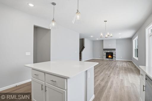 MODEL PHOTOS. PHOTOS OF PREVIOUSLY FINISHED HOME.