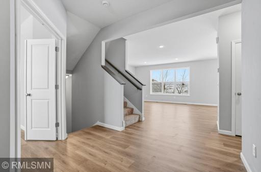 MODEL PHOTOS. PHOTOS OF PREVIOUSLY FINISHED HOME.