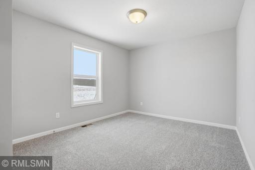 MODEL PHOTOS. PHOTOS OF PREVIOUSLY FINISHED HOME.