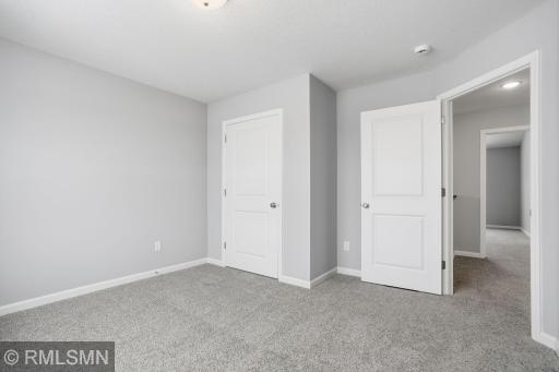 MODEL PHOTOS. PHOTOS OF PREVIOUSLY FINISHED HOME.