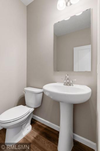MODEL PHOTOS. PHOTOS OF PREVIOUSLY FINISHED HOME.