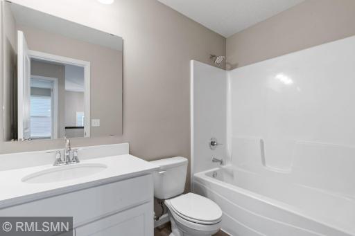 MODEL PHOTOS. PHOTOS OF PREVIOUSLY FINISHED HOME.