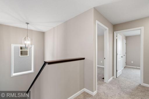 MODEL PHOTOS. PHOTOS OF PREVIOUSLY FINISHED HOME.