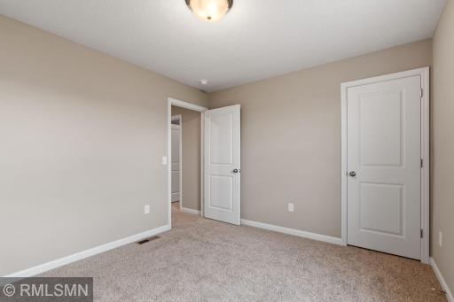 MODEL PHOTOS. PHOTOS OF PREVIOUSLY FINISHED HOME.