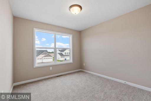 MODEL PHOTOS. PHOTOS OF PREVIOUSLY FINISHED HOME.