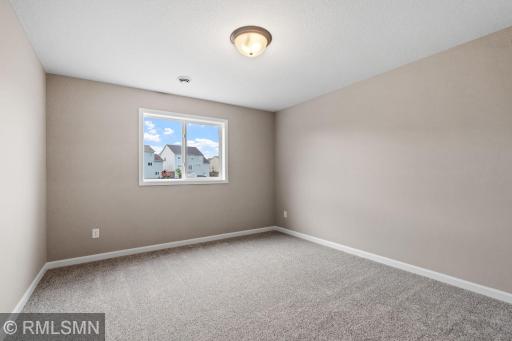 MODEL PHOTOS. PHOTOS OF PREVIOUSLY FINISHED HOME.