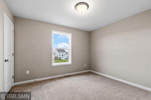 MODEL PHOTOS. PHOTOS OF PREVIOUSLY FINISHED HOME.