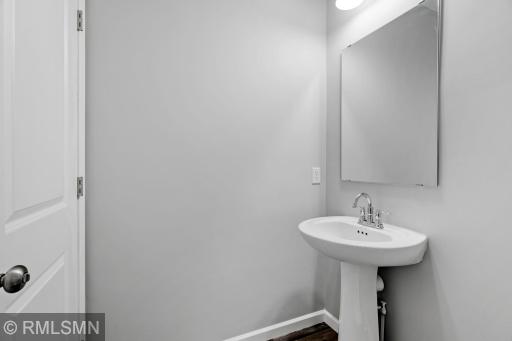 MODEL PHOTOS. PHOTOS OF PREVIOUSLY FINISHED HOME.