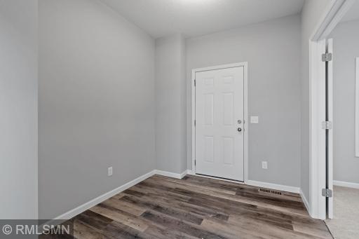 MODEL PHOTOS. PHOTOS OF PREVIOUSLY FINISHED HOME.
