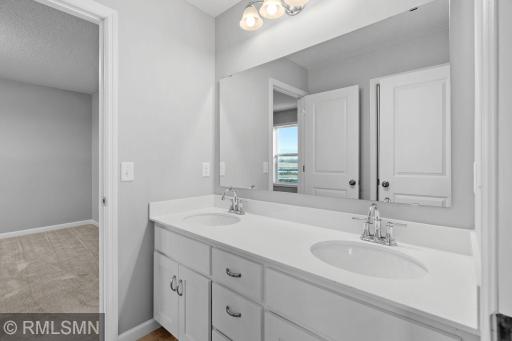 MODEL PHOTOS. PHOTOS OF PREVIOUSLY FINISHED HOME.
