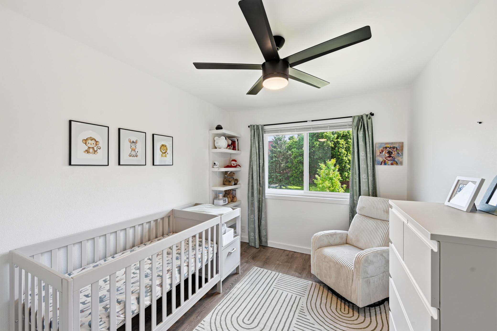 One of the 3 upstairs bedrooms.