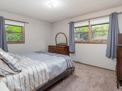 529 5 1/2 Street NW, Elk River, MN 55330