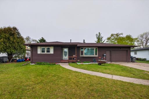 Amdak__1107 24th Ave S Moorhead MN_0005.jpg