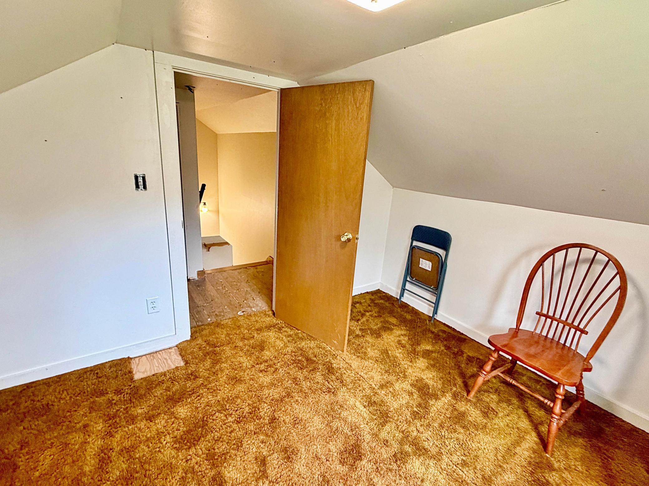 Upstairs room 2 .jpg