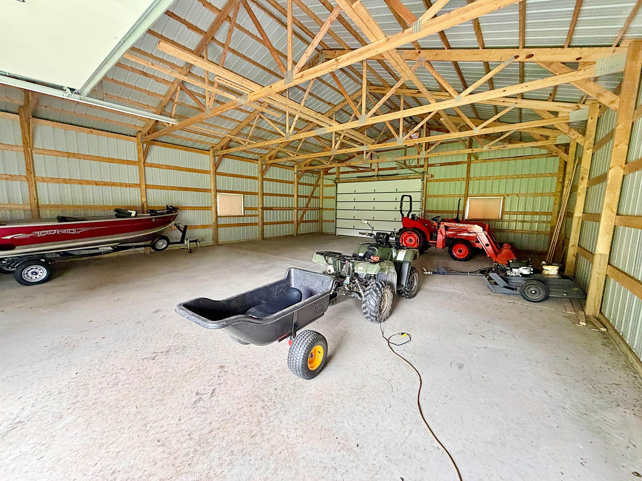 Pole building with concrete floor.jpg