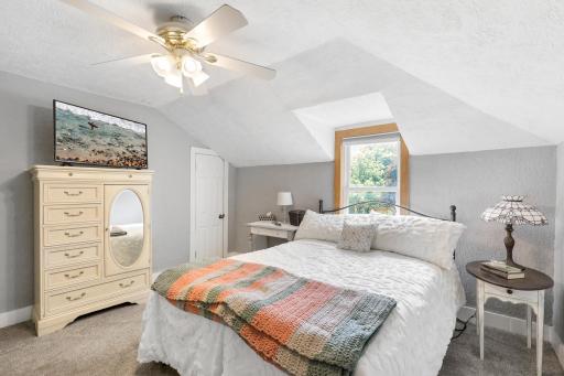 578 Tipton Avenue NW, Elk River, MN 55330
