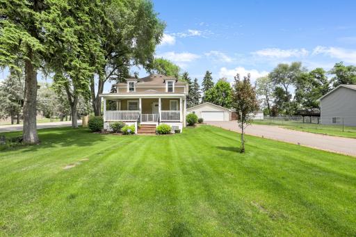578 Tipton Avenue NW, Elk River, MN 55330